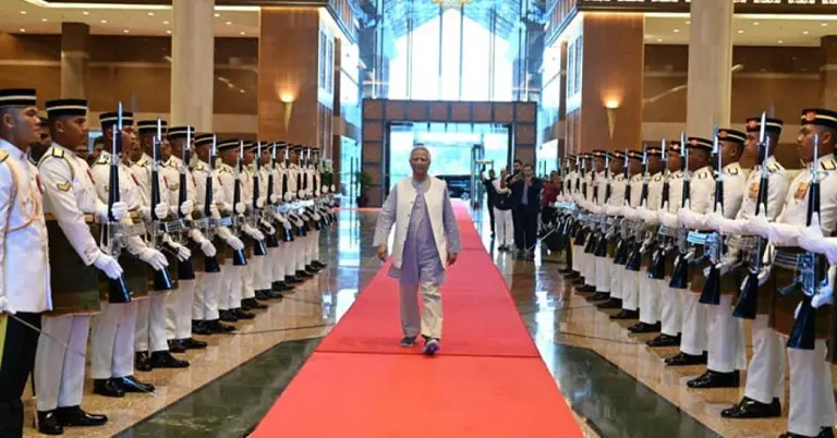 প্রধান উপদেষ্টা